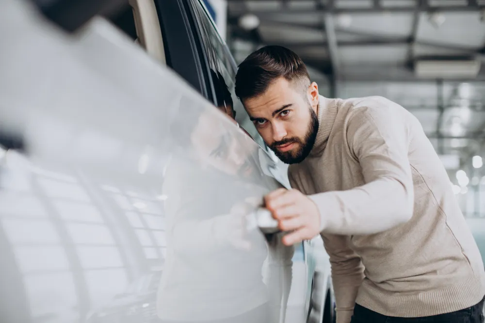 Cara Mengetahui Body Mobil Pernah Ditabrak