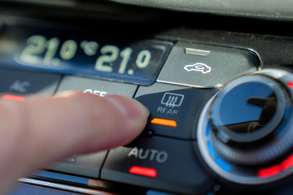 Tombol Di Dashboard Mobil Cepat Rusak