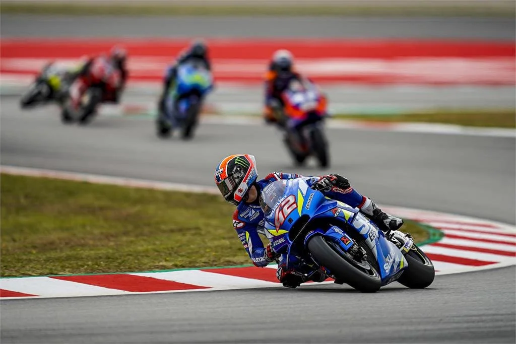 Alex Rins Dan Joan Mir Menempati Posisi Ke 3 Dan Ke 6 Di Motogp Catalan