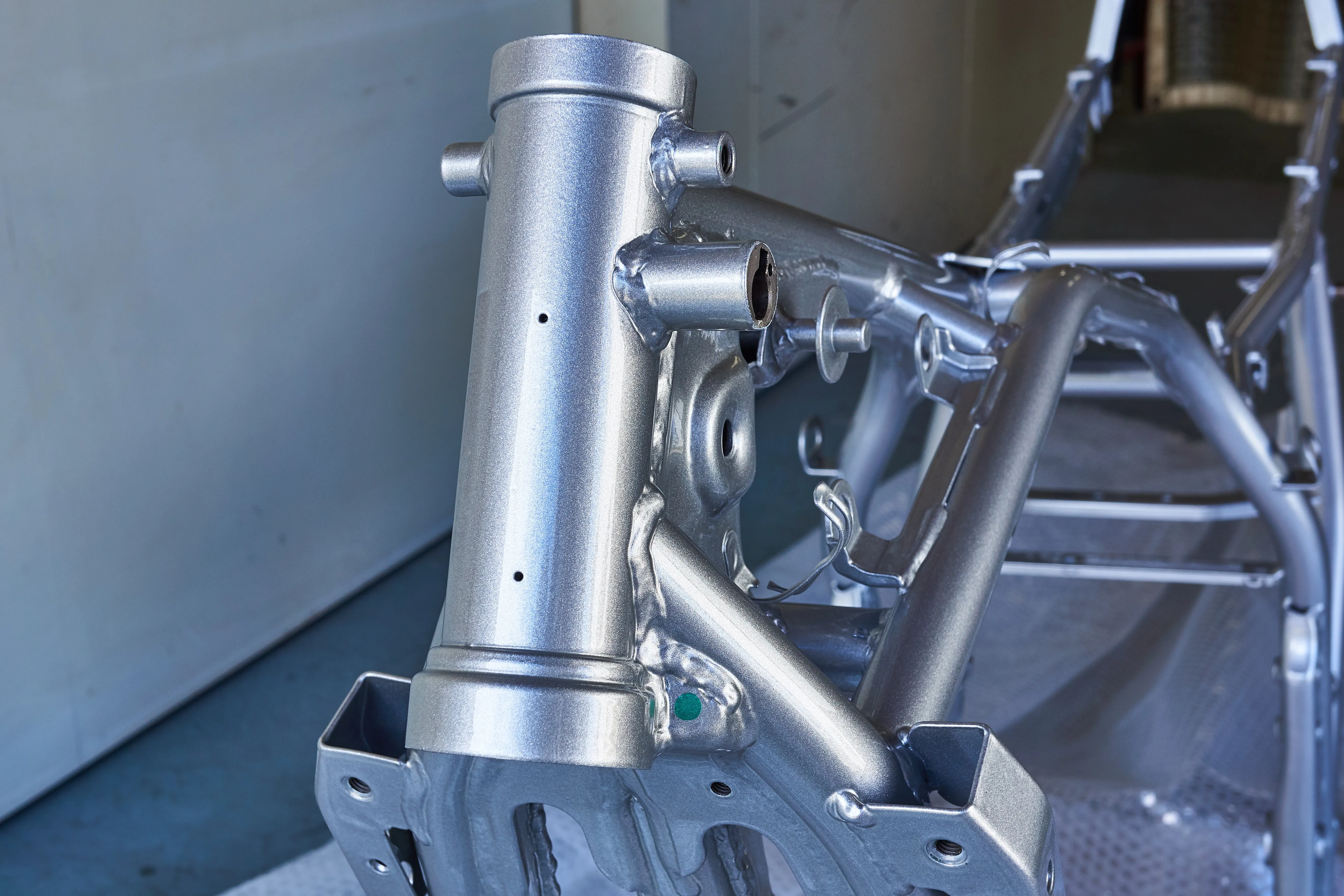 Backbone Twin Spar Hingga Trellis Mengenal Rangka Motor Frame 