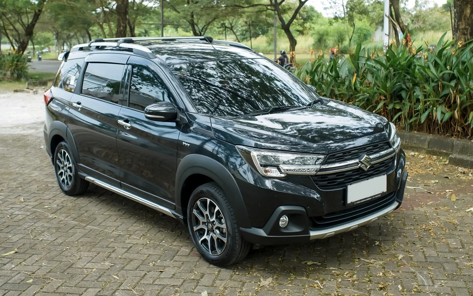Hadir Lebih Dekat Dengan Masyarakat Xl7 Menjadi Primadona Suv 7 Penumpang