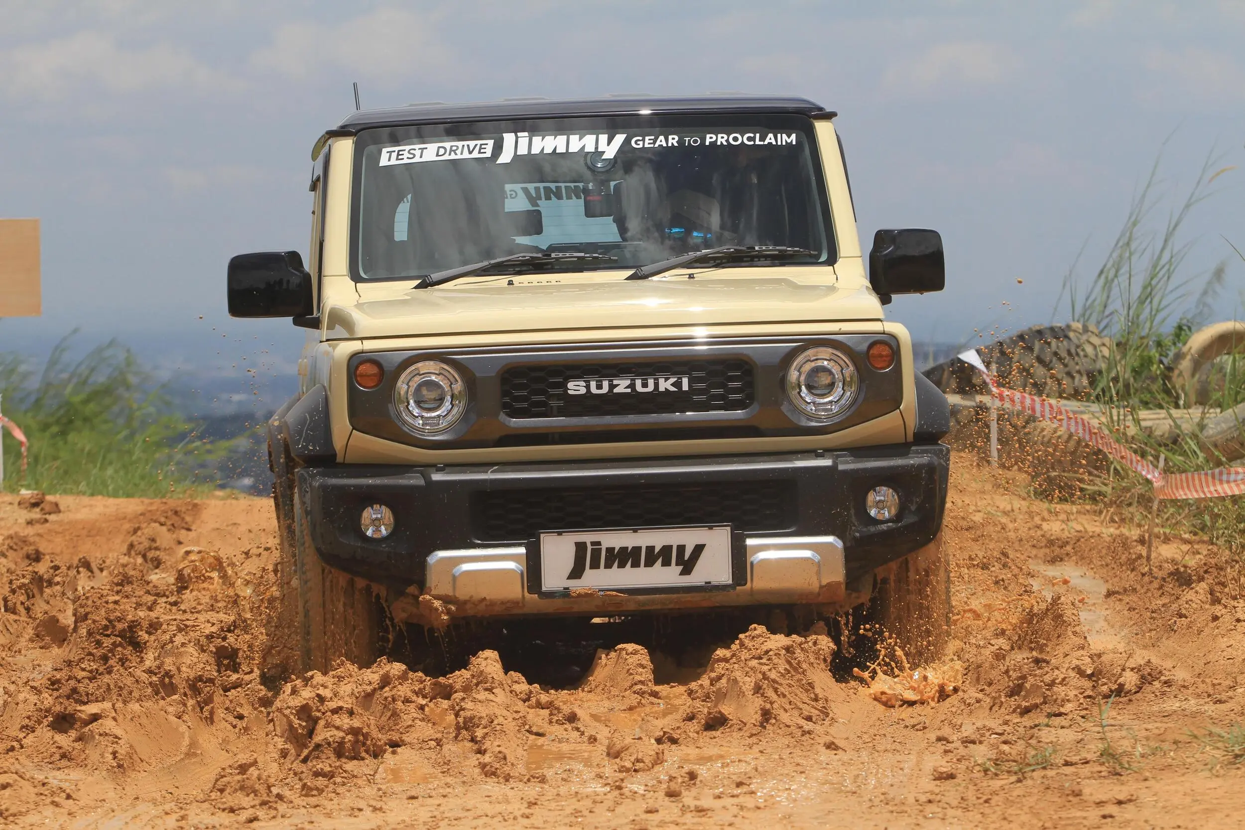 Jimny 5 Door Sukses Gapai Rekognisi Mobil Terbaik 2024