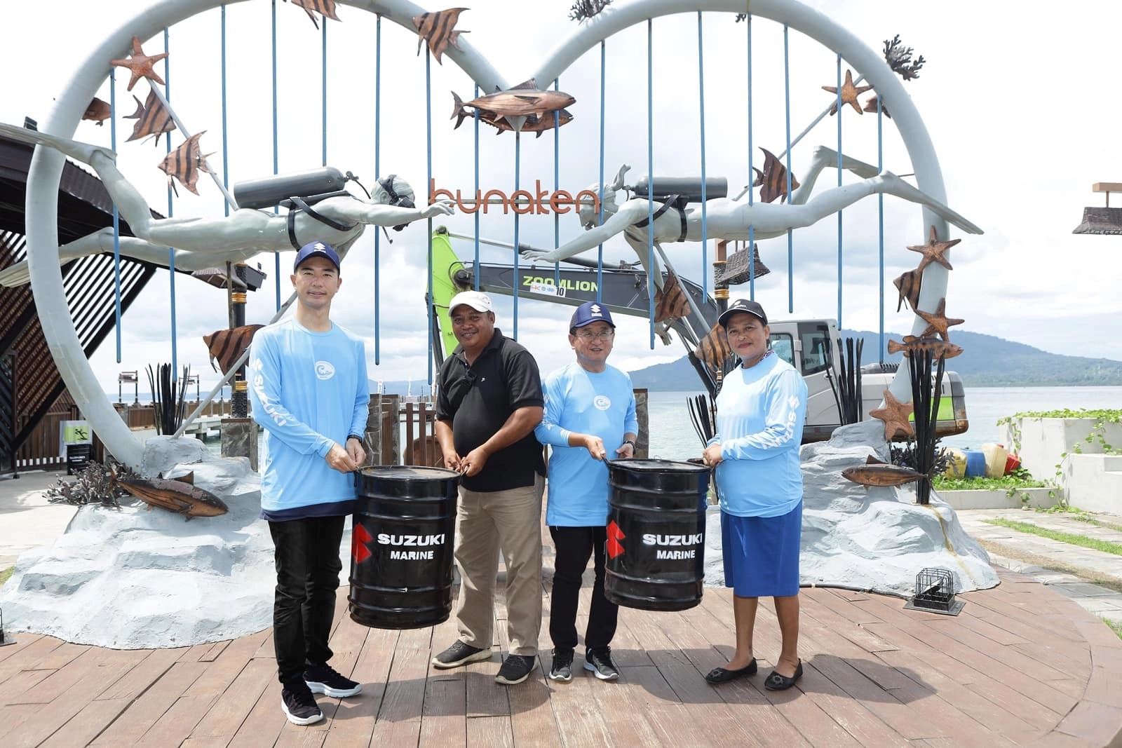 Lestarikan Laut Untuk Peningkatan Pariwisata Suzuki Indonesia Adakan Bersih Bersih Pantai Bunaken Dengan Ratusan Pelajar