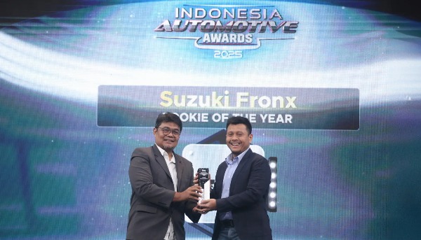 Penghargaan Baru Suzuki Fronx Raih Rookie Of The Year Ajang Indonesia Automotive Awards 2025 Thumb