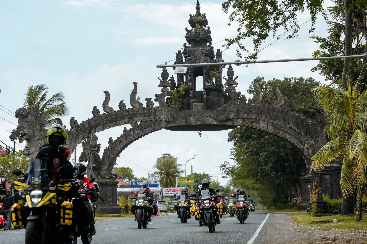 Petualangan Lintas Jawa Bali Suzuki Indonesia Ciptakan Pengalaman Bersama Para Pelanggan Suzuki V Strom 250sx