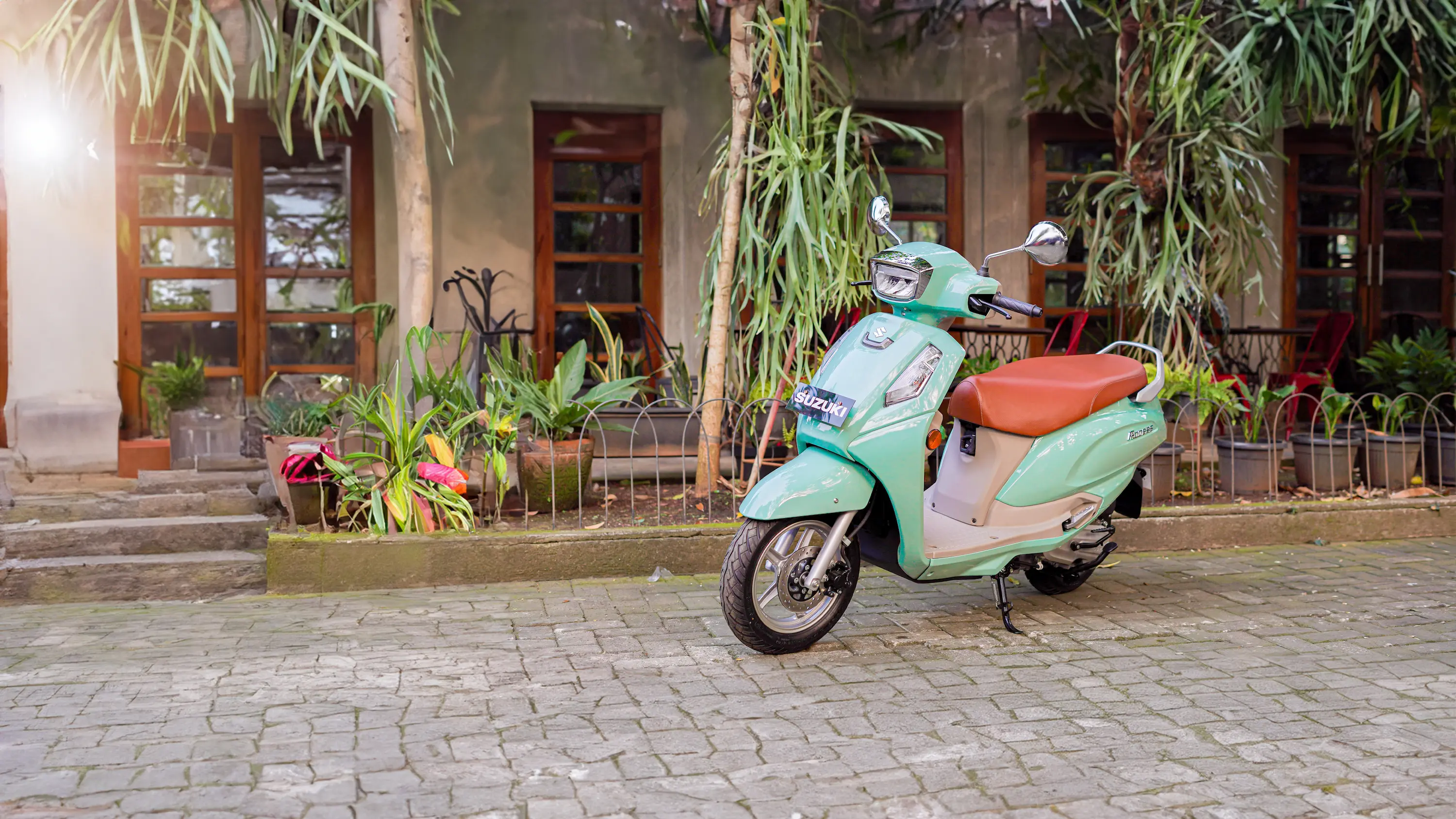 Suzuki Indonesia Resmi Luncurkan Access 125 Skuter Klasik Modern Dengan Efisiensi Tinggi