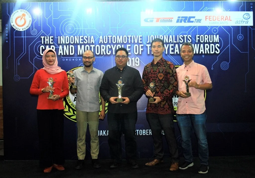 Suzuki Raih Apresiasi The Best Five Choice Forwot Car Motorcycle Of The Year 2019
